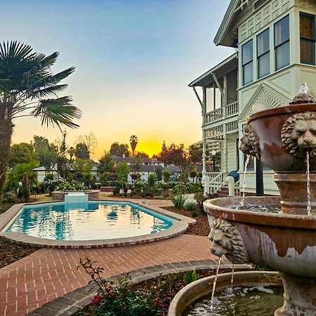 The Jd Hyde Historic Inn Визалия Экстерьер фото