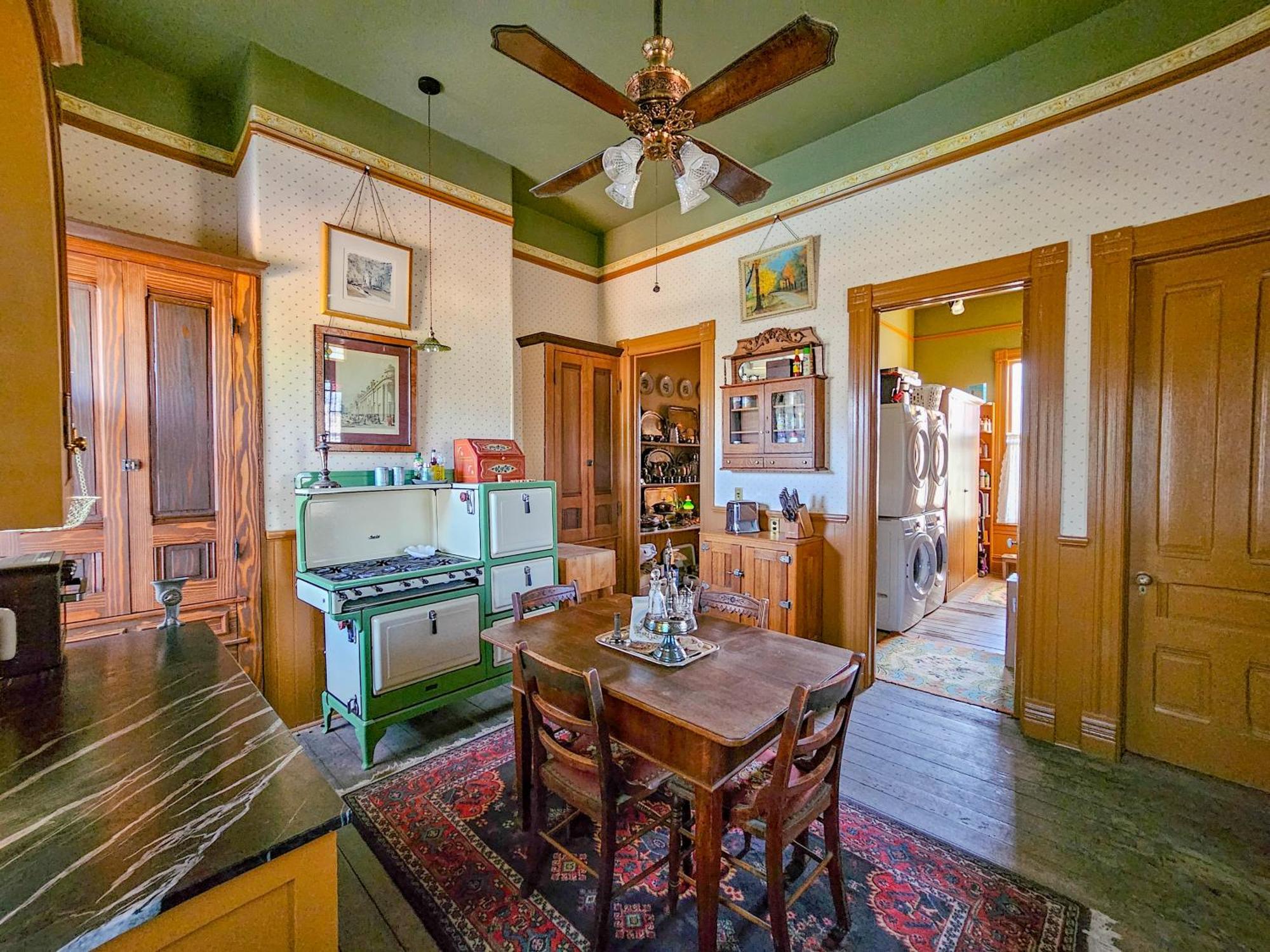 The Jd Hyde Historic Inn Визалия Экстерьер фото