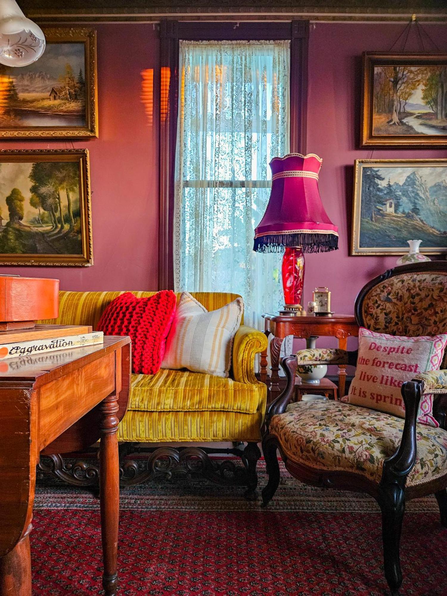 The Jd Hyde Historic Inn Визалия Экстерьер фото