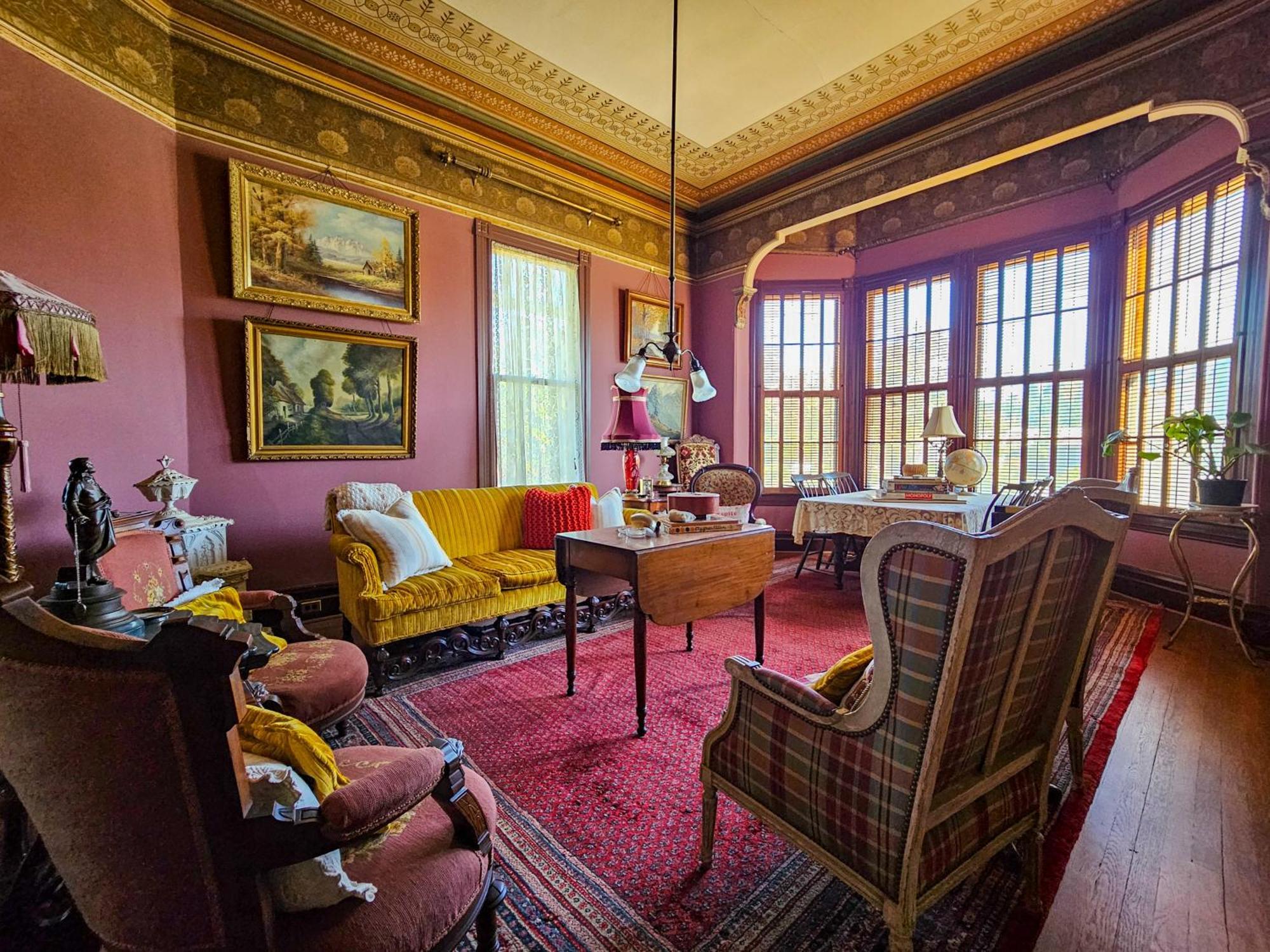 The Jd Hyde Historic Inn Визалия Экстерьер фото